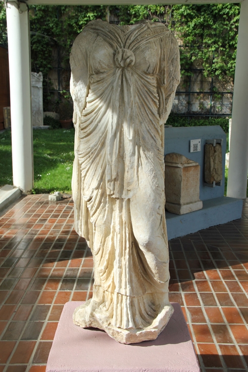 Marble statue of Isis